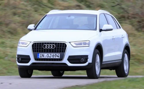 AUDI Q3 140-PS-Basis-TDI